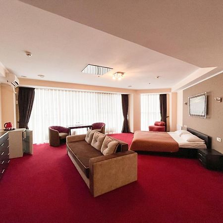 Mark Plaza Hotel Nikolayev Bilik gambar