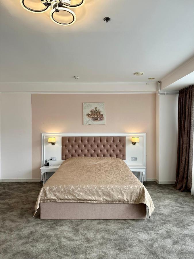Mark Plaza Hotel Nikolayev Luaran gambar