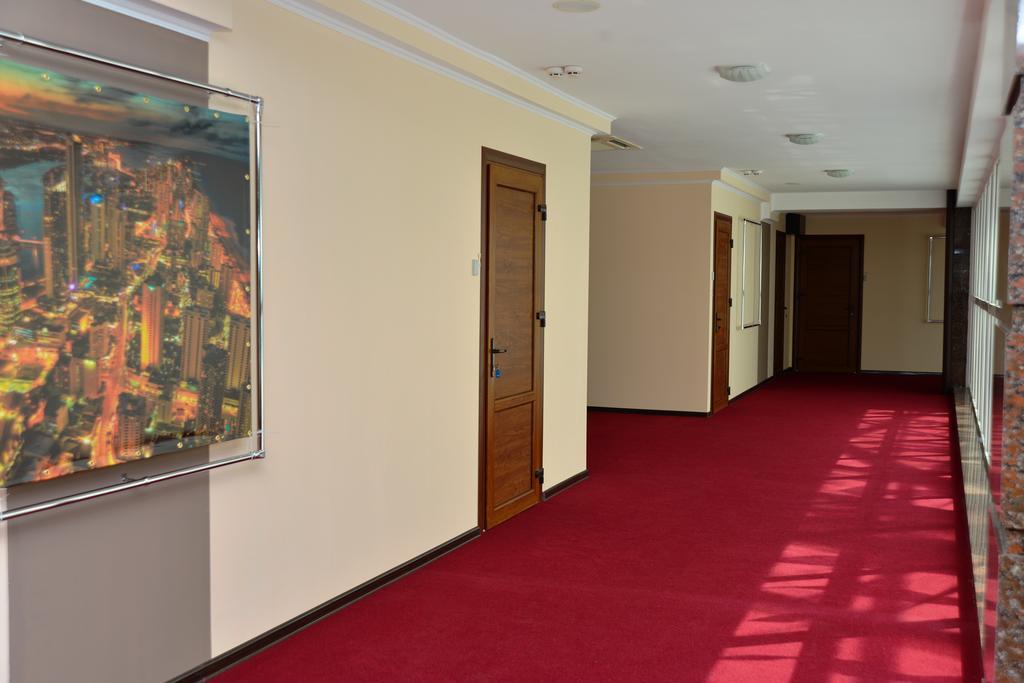 Mark Plaza Hotel Nikolayev Luaran gambar