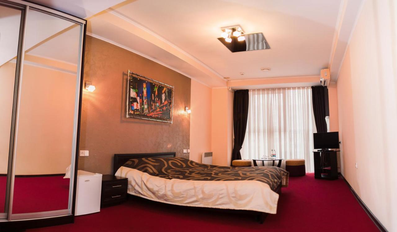Mark Plaza Hotel Nikolayev Luaran gambar